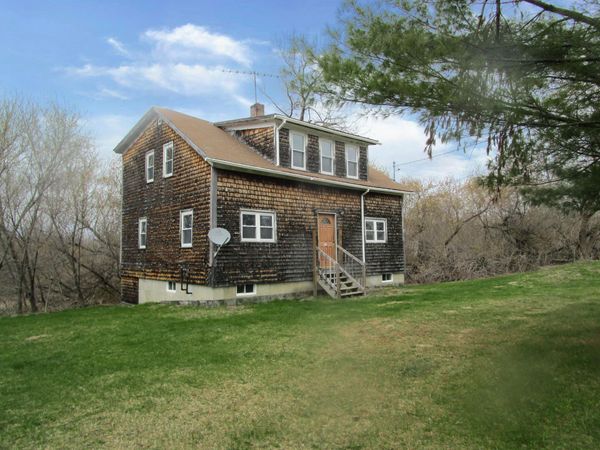 121 Stage Road , Etna, ME 04434