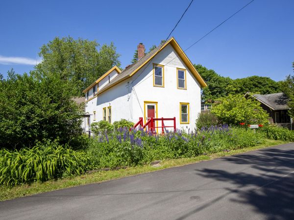 15 Tea Street , Rockland, ME 04841