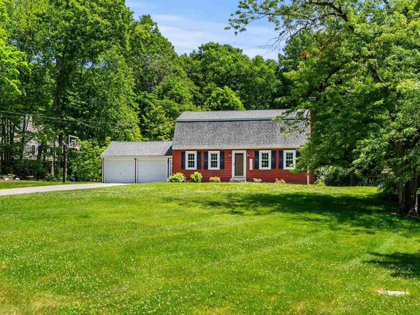15 Wood Drive, Atkinson, NH 03811