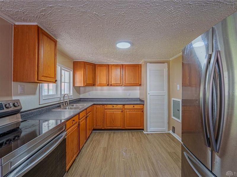 151 4th Avenue, Springfield Township, OH 45505 Photo 15