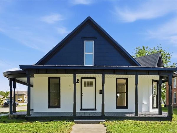 217 W Jefferson Street, New Carlisle, OH 45344