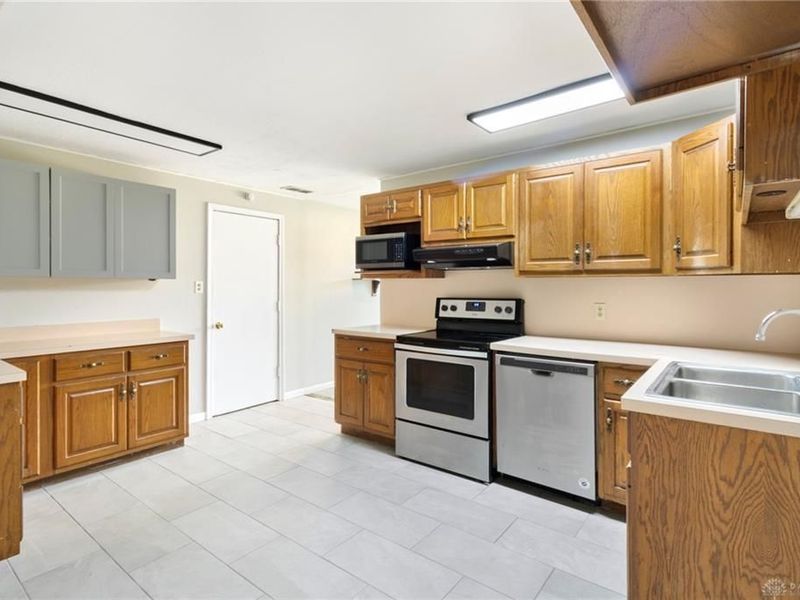 257 Crosswell Avenue, Brookville, OH 45309 Photo 9