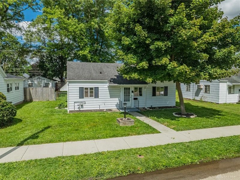 916 S Crawford Street, Troy, OH 45373 Photo 1