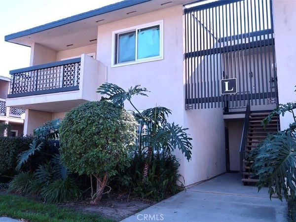 12200 Montecito Road, Unit L208, Seal Beach, CA 90740