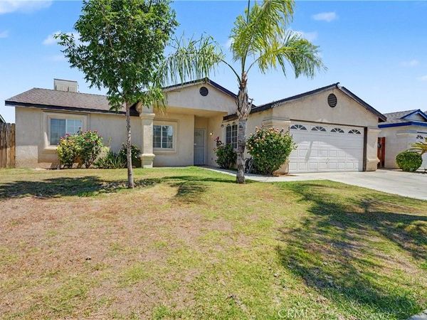 5300 Plute Pass Street, Bakersfield, CA 93307