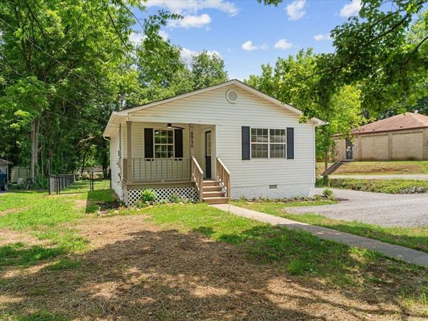 8956 Hiwassee Street NE, Charleston, TN 37310