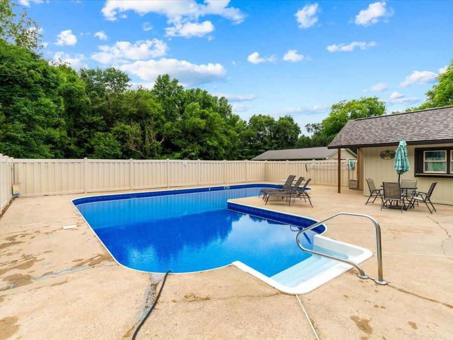 Property Image 46