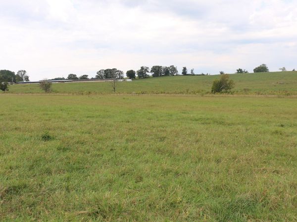 3 County Road 461 , Unit 3r, Englewood, TN 37329
