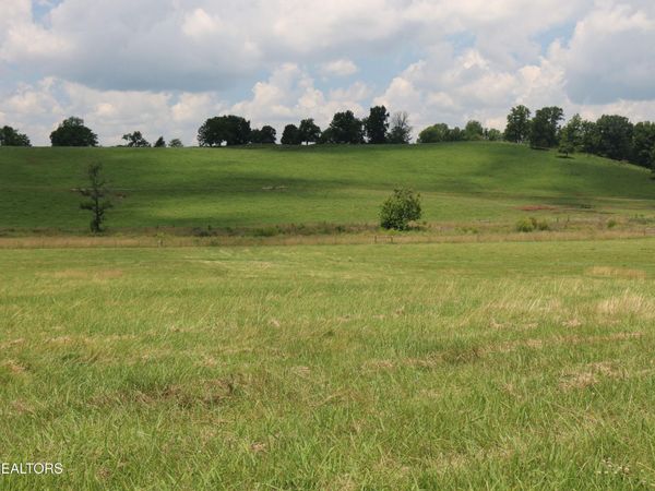 4 County Road 461 , Unit 4R, Englewood, TN 37329