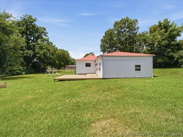 235 S Hickory Street , Nowata, OK 74048