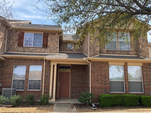 2719 Olympic Park Drive, Grand Prairie, TX 75050