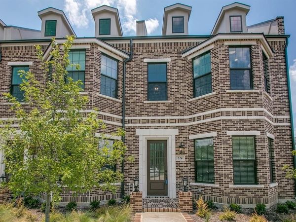 224 Morningside Drive, Roanoke, TX 76262