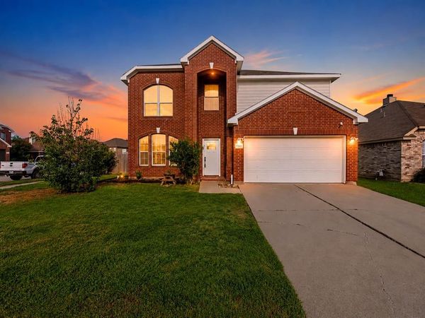 7301 Tin Cup Drive, Arlington, TX 76001