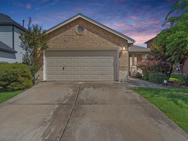5036 Lexington Meadow LN, Del Valle, TX 78617