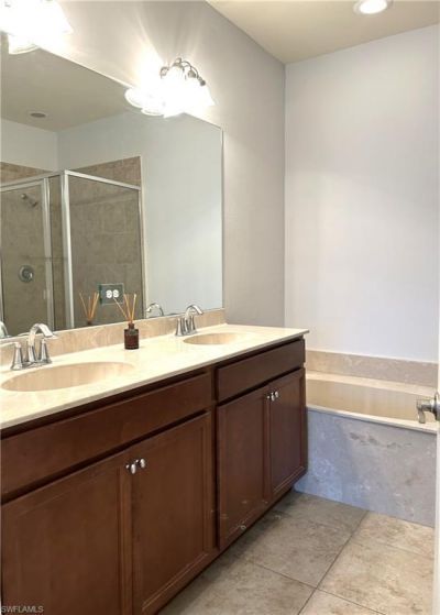 7784 Bristol Cir, Naples, FL 34120 Photo