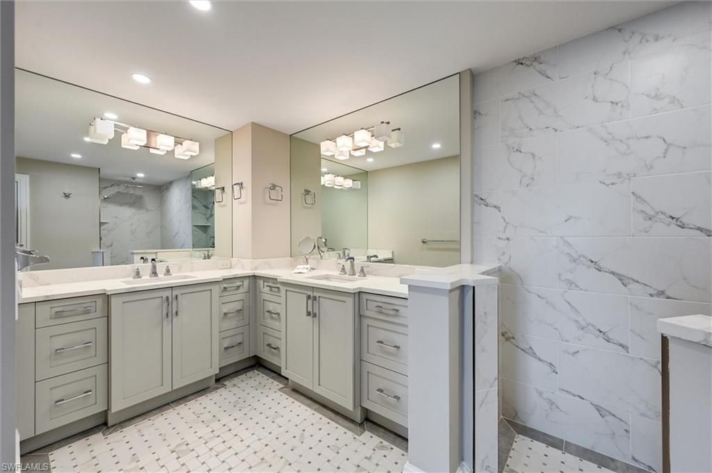 1275 Gulf Shore Blvd N, Unit 601 & 602, Naples, FL 34102 Photo