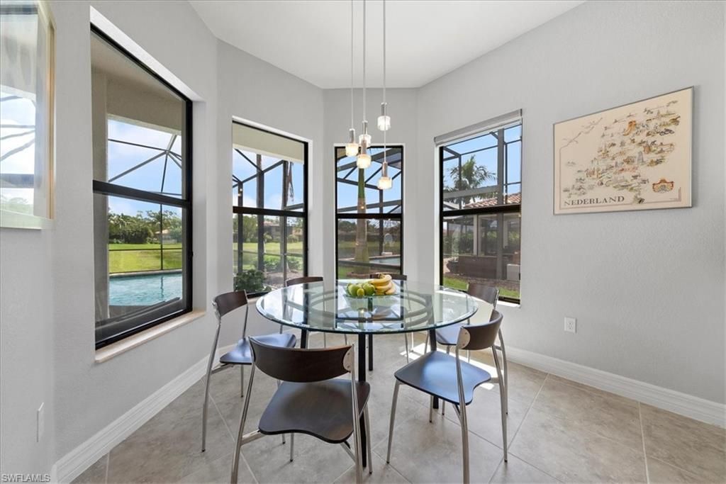 3264 Pacific Dr, Naples, FL 34119 Photo