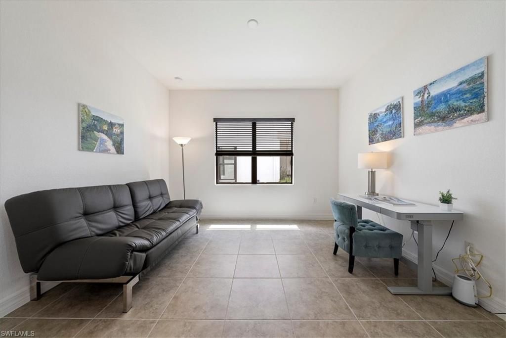 3264 Pacific Dr, Naples, FL 34119 Photo