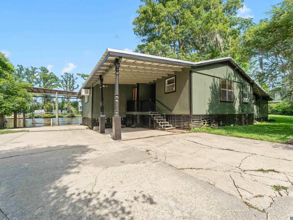 20269 La Hwy 22, Maurepas, LA 70449