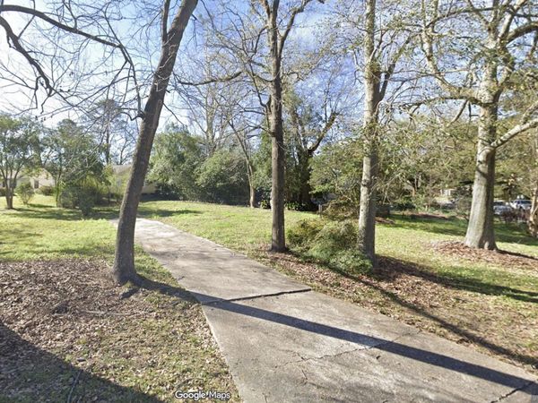 1096 Aberdeen Ave, Baton Rouge, LA 70808