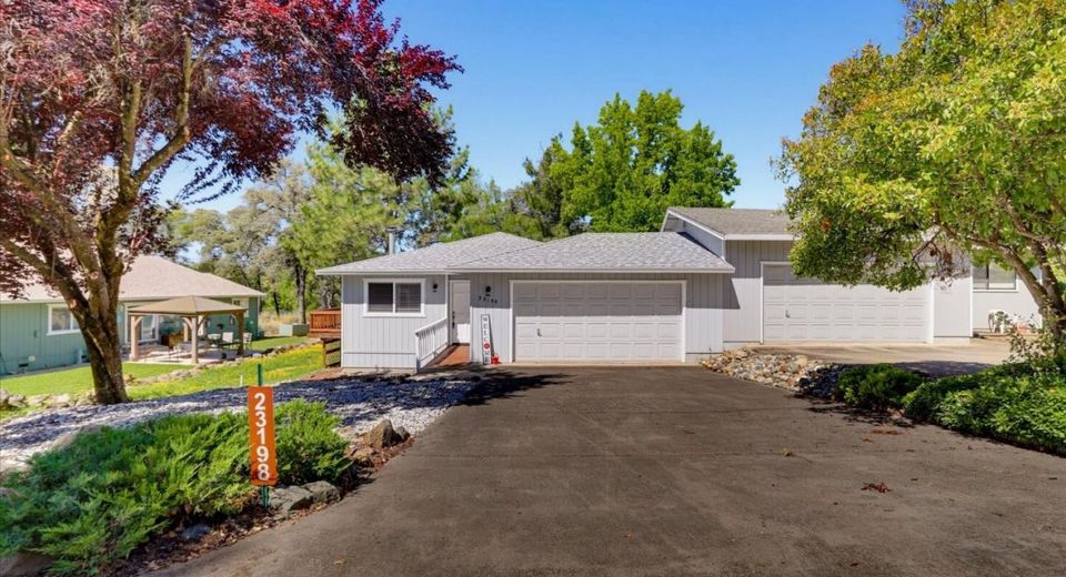 23198 Lone Pine Dr, Auburn, CA 95602 Photo