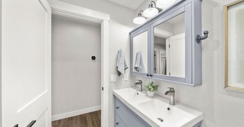 13146 Torrey Pines Dr, Auburn, CA 95602 Photo