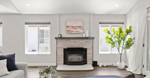13146 Torrey Pines Dr, Auburn, CA 95602 Photo