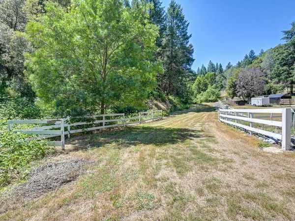 23505 Grand View Way, Colfax, CA 95713