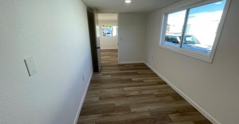 900 Old Stockton Rd #127, Oakdale, CA 95361 Photo