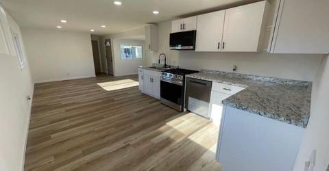900 Old Stockton Rd #127, Oakdale, CA 95361 Photo