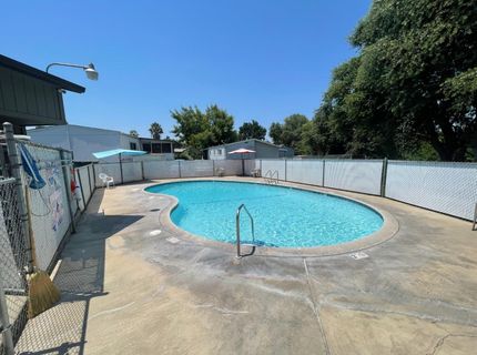 900 Old Stockton Rd #127, Oakdale, CA 95361 Photo