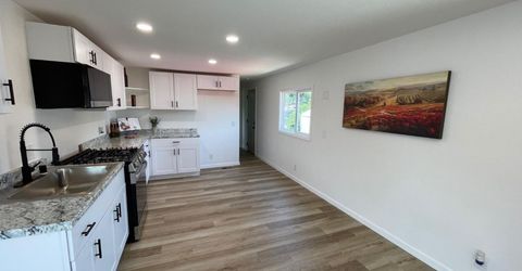 900 Old Stockton Rd #127, Oakdale, CA 95361 Photo