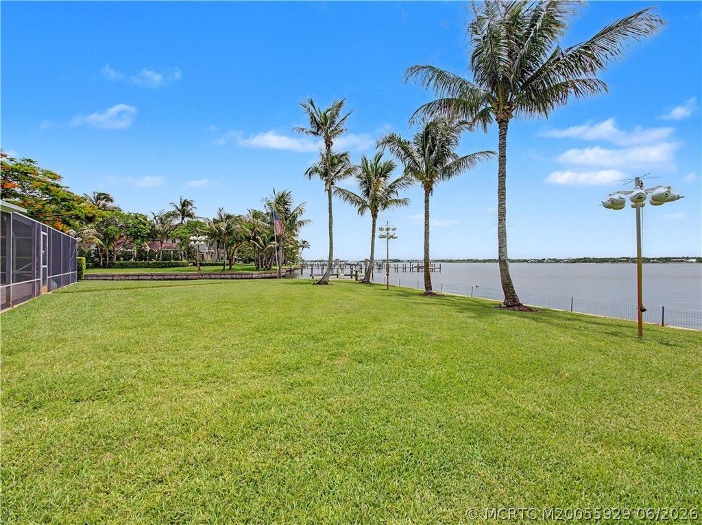 1910 NW Cove Circle, Stuart, FL 34994 Photo