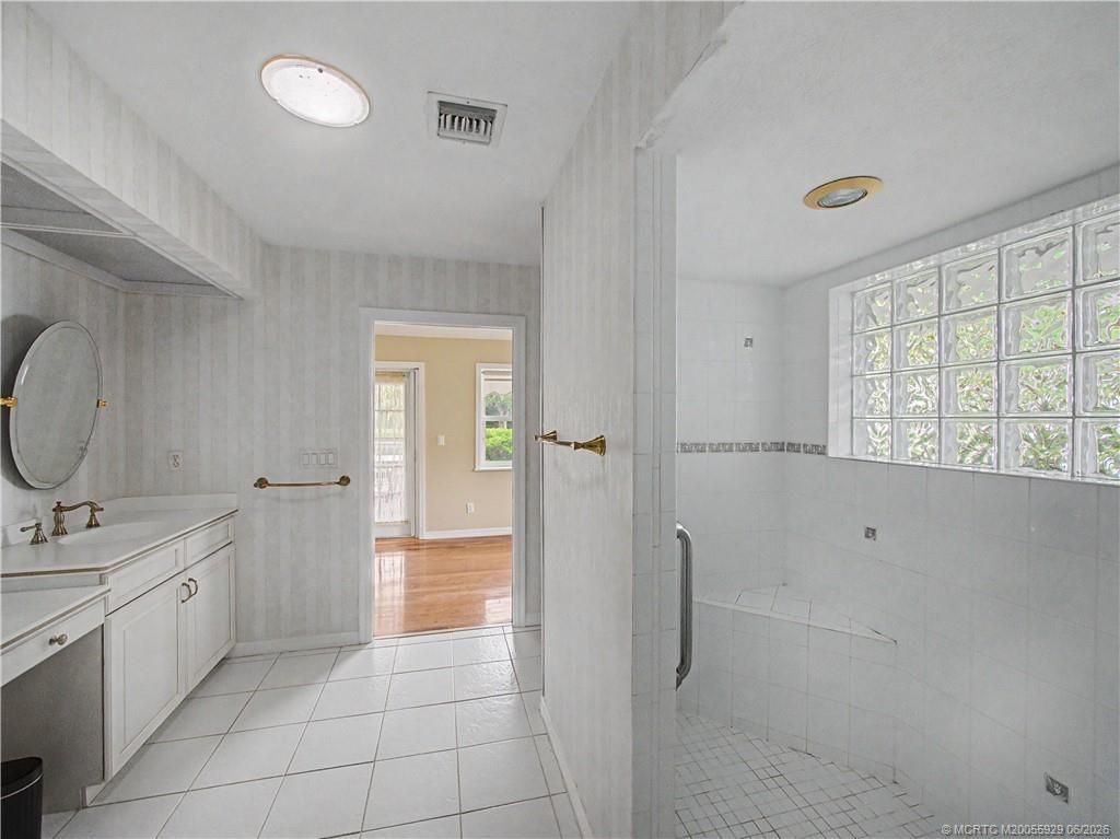 1910 NW Cove Circle, Stuart, FL 34994 Photo