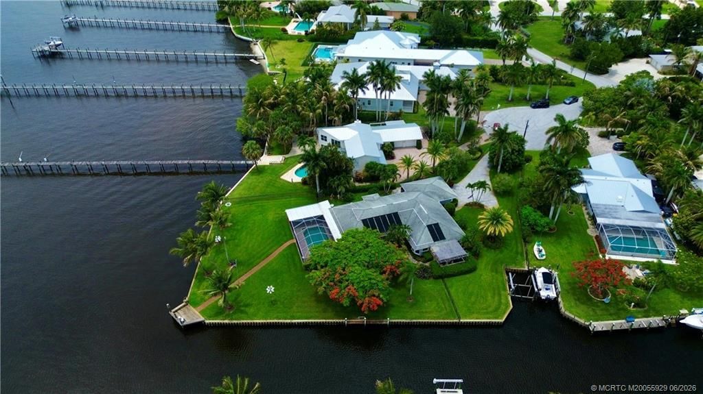 1910 NW Cove Circle, Stuart, FL 34994 Photo