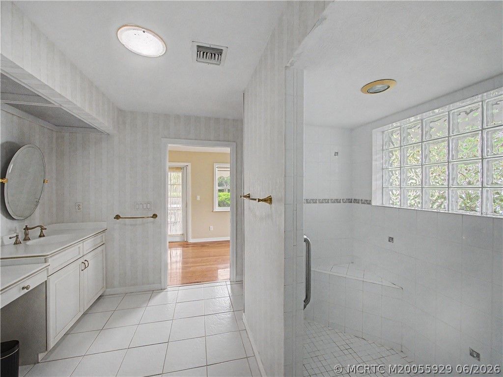 1910 NW Cove Circle, Stuart, FL 34994 Photo