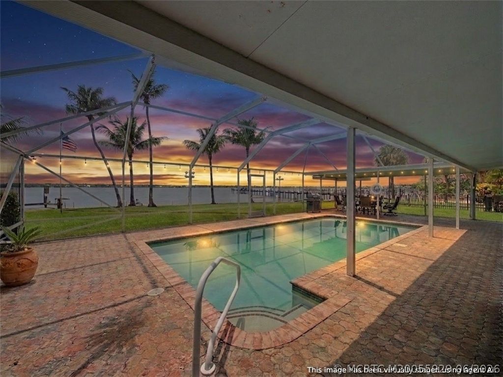 1910 NW Cove Circle, Stuart, FL 34994 Photo