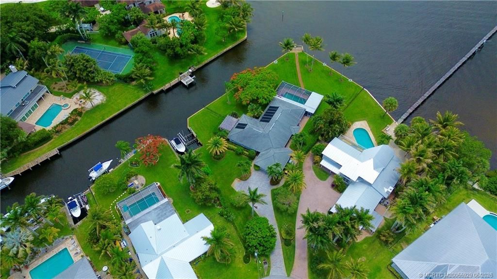1910 NW Cove Circle, Stuart, FL 34994 Photo