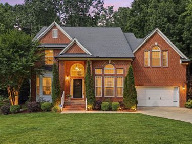 5052 Bartons Enclave Lane, Raleigh, NC 27613