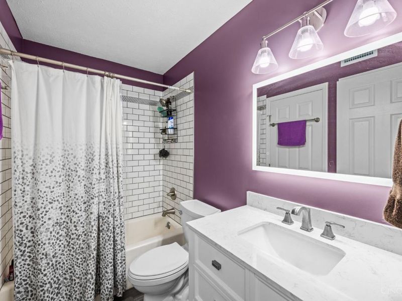 9860 Regatta Drive, Unit 305, Colerain Township, OH 45252 Photo 19