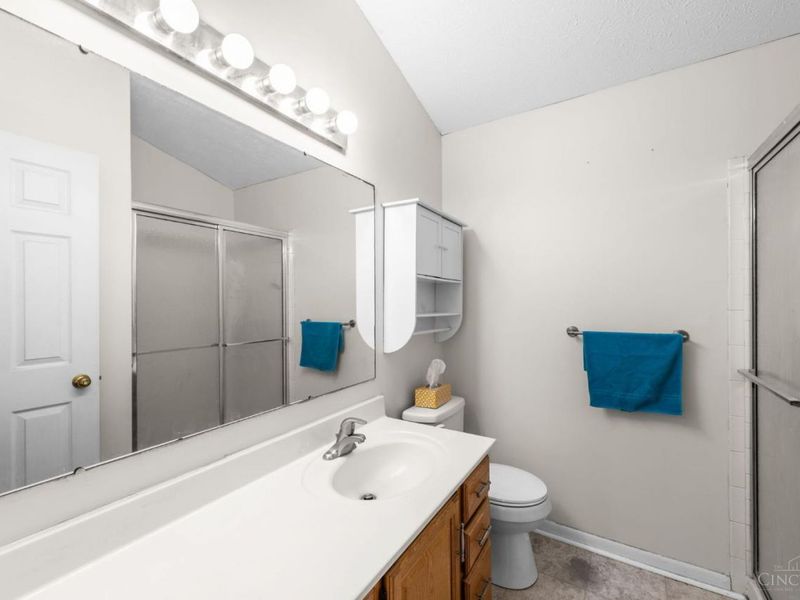 9860 Regatta Drive, Unit 305, Colerain Township, OH 45252 Photo 22