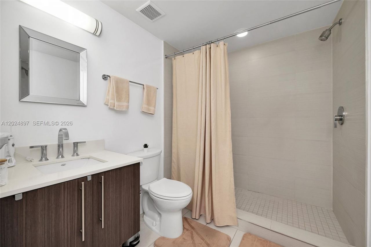 7825 NW 107th Ave, Unit 507, Doral, FL 33178 Photo