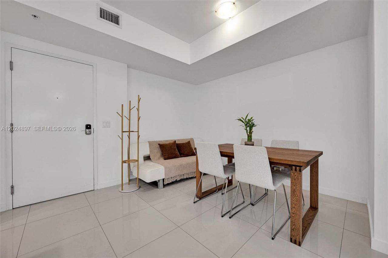7825 NW 107th Ave, Unit 507, Doral, FL 33178 Photo