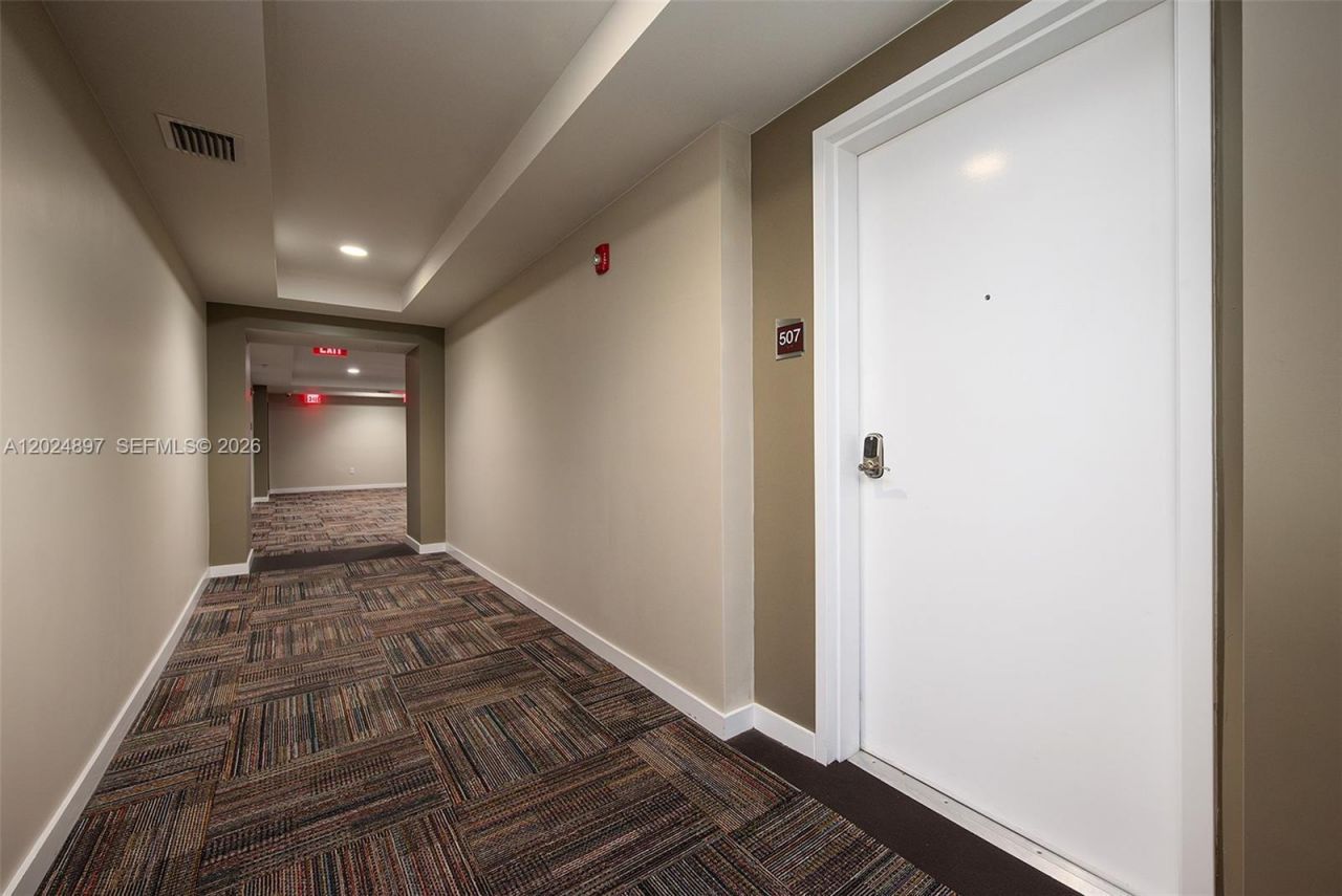 7825 NW 107th Ave, Unit 507, Doral, FL 33178 Photo