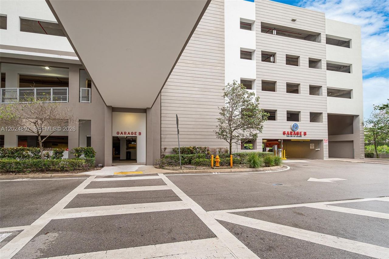 7825 NW 107th Ave, Unit 507, Doral, FL 33178 Photo
