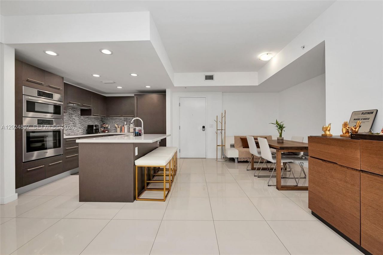 7825 NW 107th Ave, Unit 507, Doral, FL 33178 Photo
