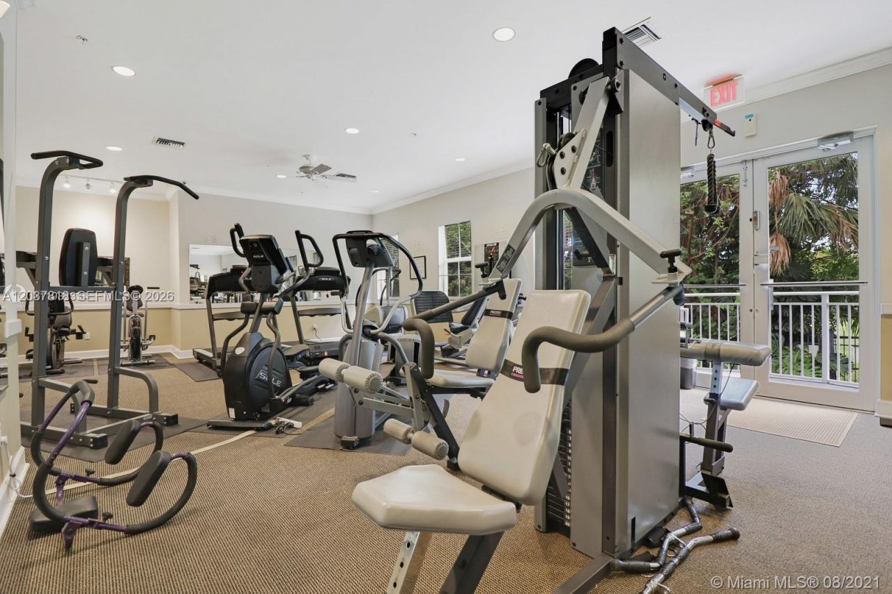 7594 SW 102nd St , Unit 200, Pinecrest, FL 33156 Photo