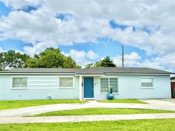 11952 SW 37th Ter , Miami, FL 33175