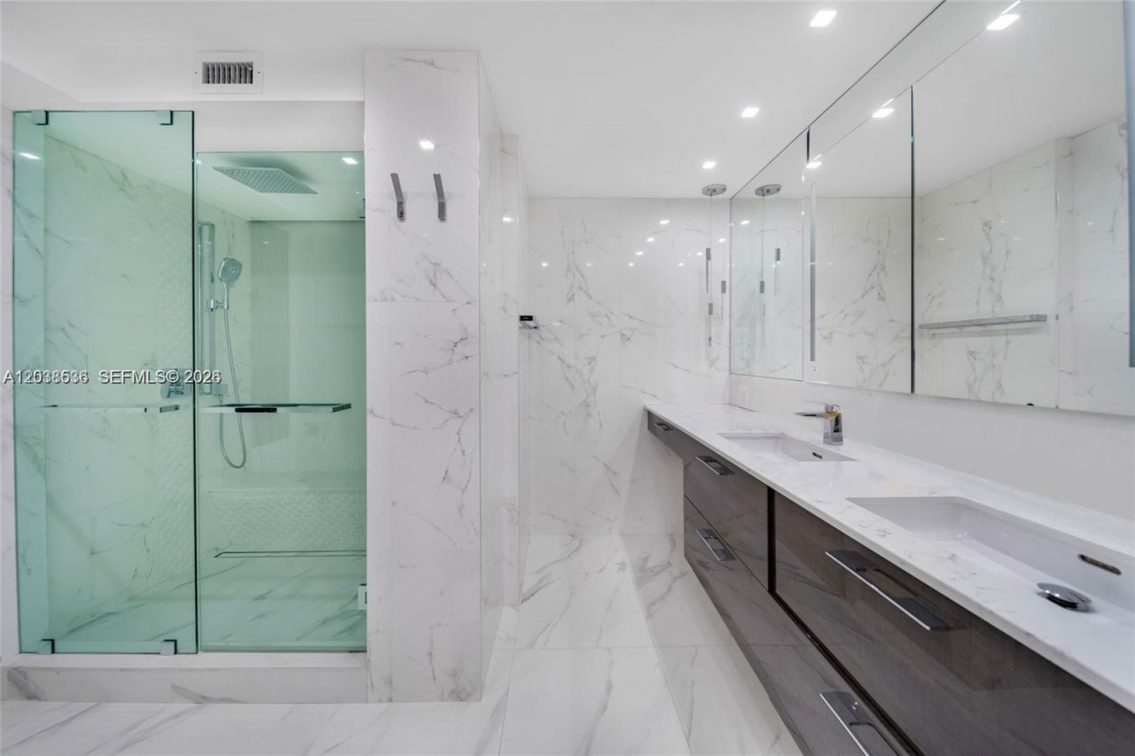 2030 S Ocean Dr , Unit 2127, Hallandale Beach, FL 33009 Photo