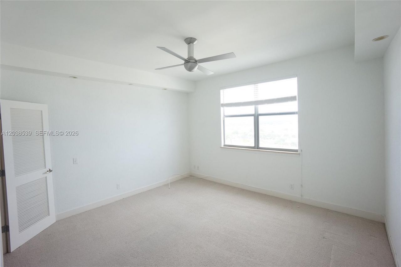 401 69th St , Unit PH101, Miami Beach, FL 33141 Photo